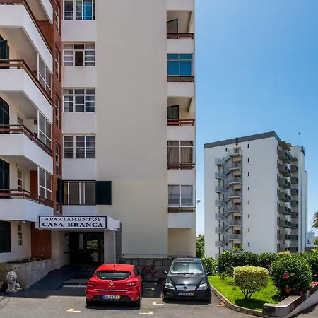 Cozy - Superb Location - Long Rates! Apartment Funchal (Madeira)